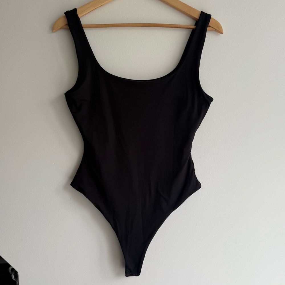 Naked Wardrobe Seamless Tank Bodysuit Size Large - Picture 4 of 8